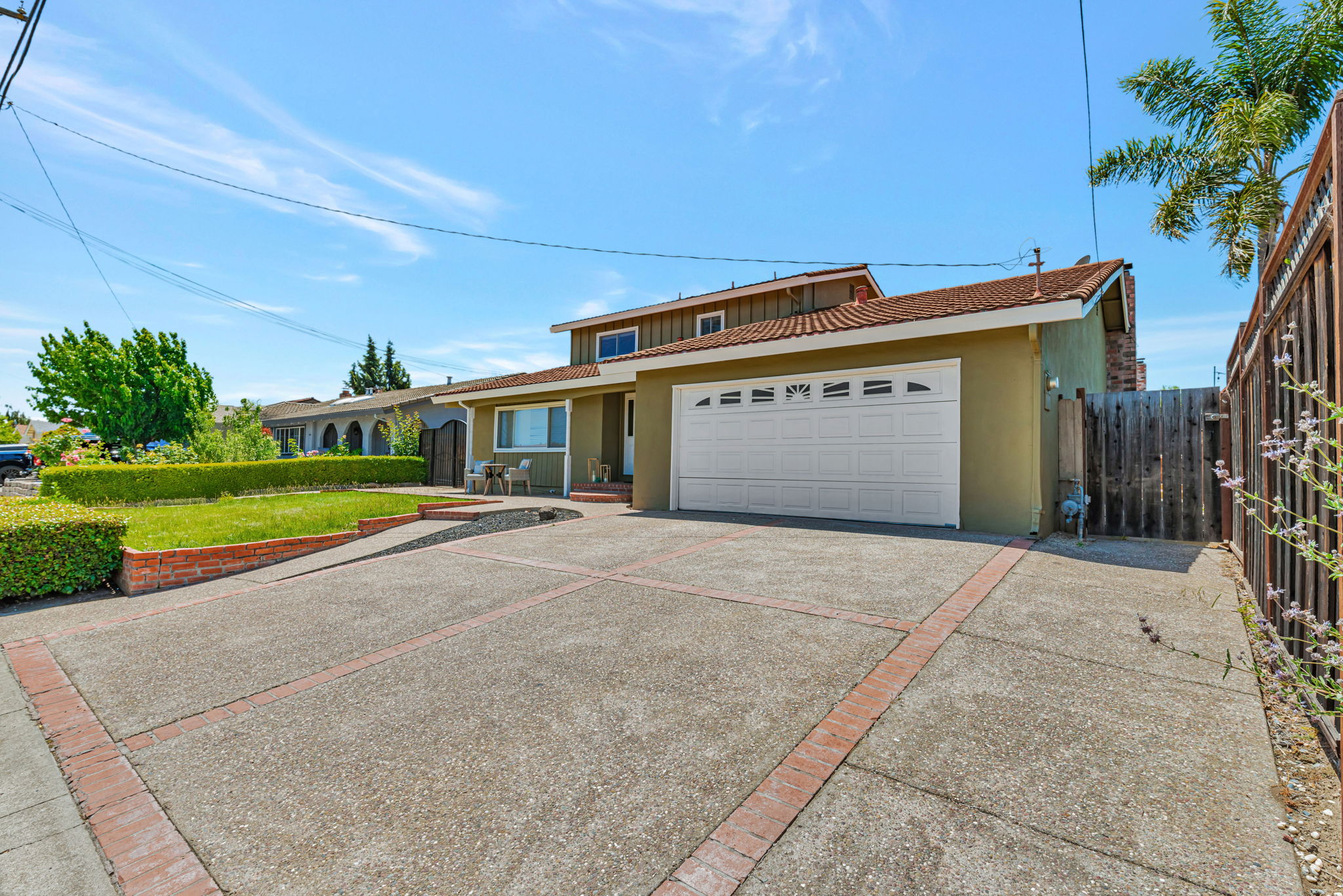 003_9597 Davona Dr