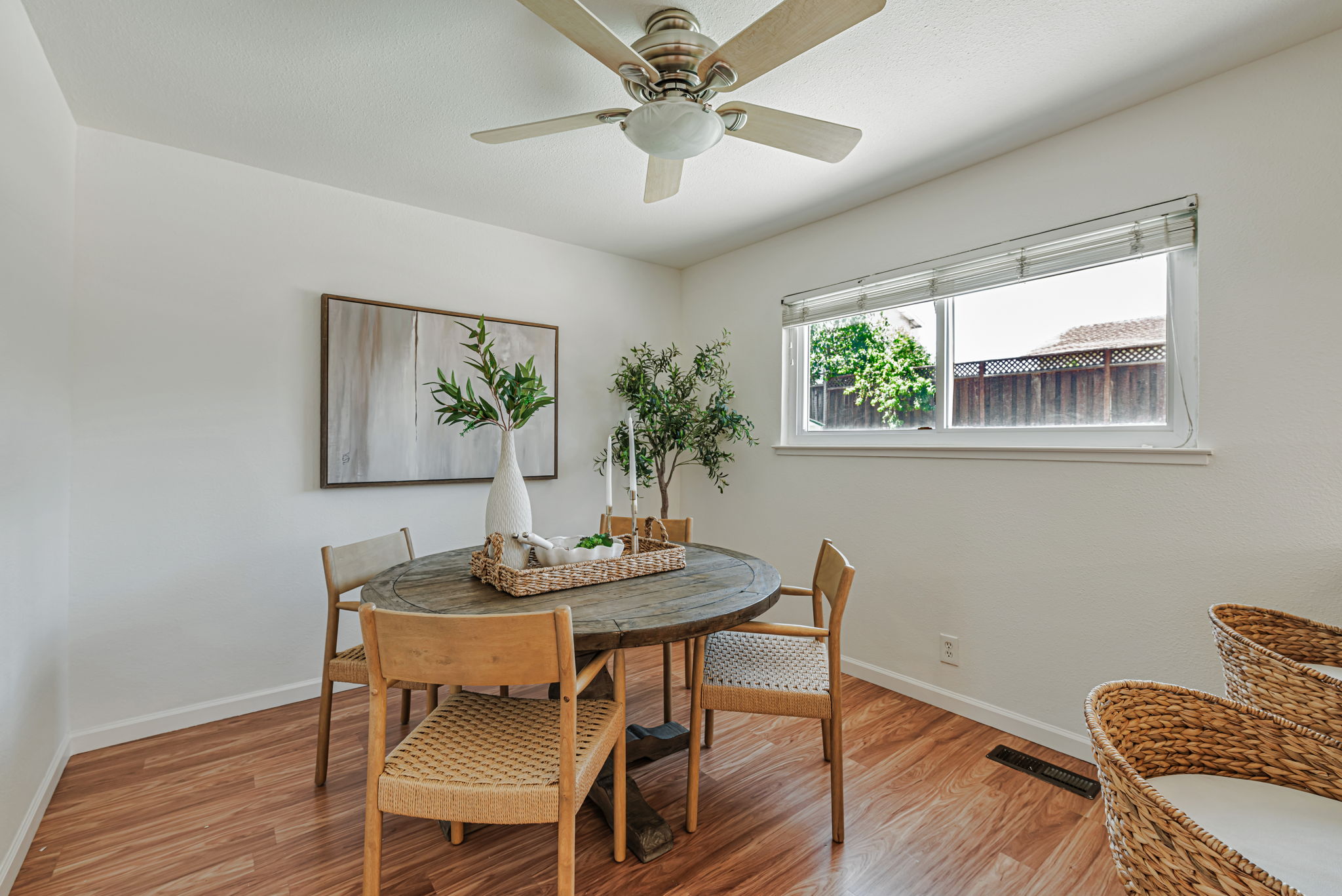 020_9597 Davona Dr