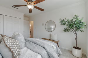 037_9597 Davona Dr