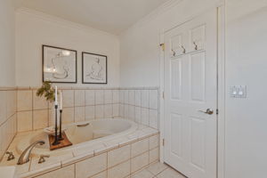 042_9597 Davona Dr