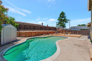 053_9597 Davona Dr