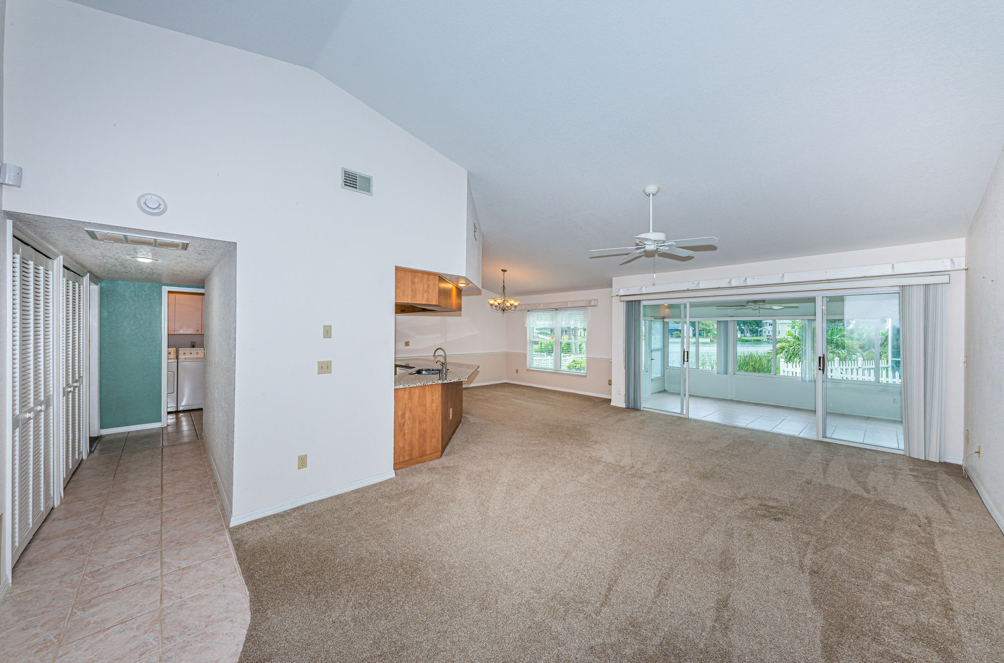 Living Room 5-2