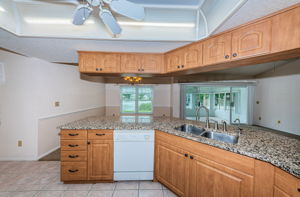 Kitchen 5-2