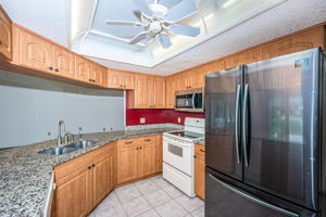 Kitchen 3-3