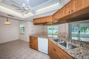 Kitchen 4-3