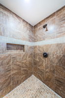 Primary Bathroom 1b