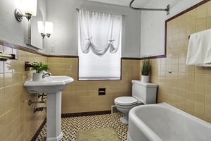  Photo 40