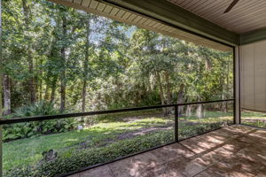 Screened-in Porch