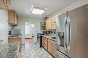 014_96 Revere Ave