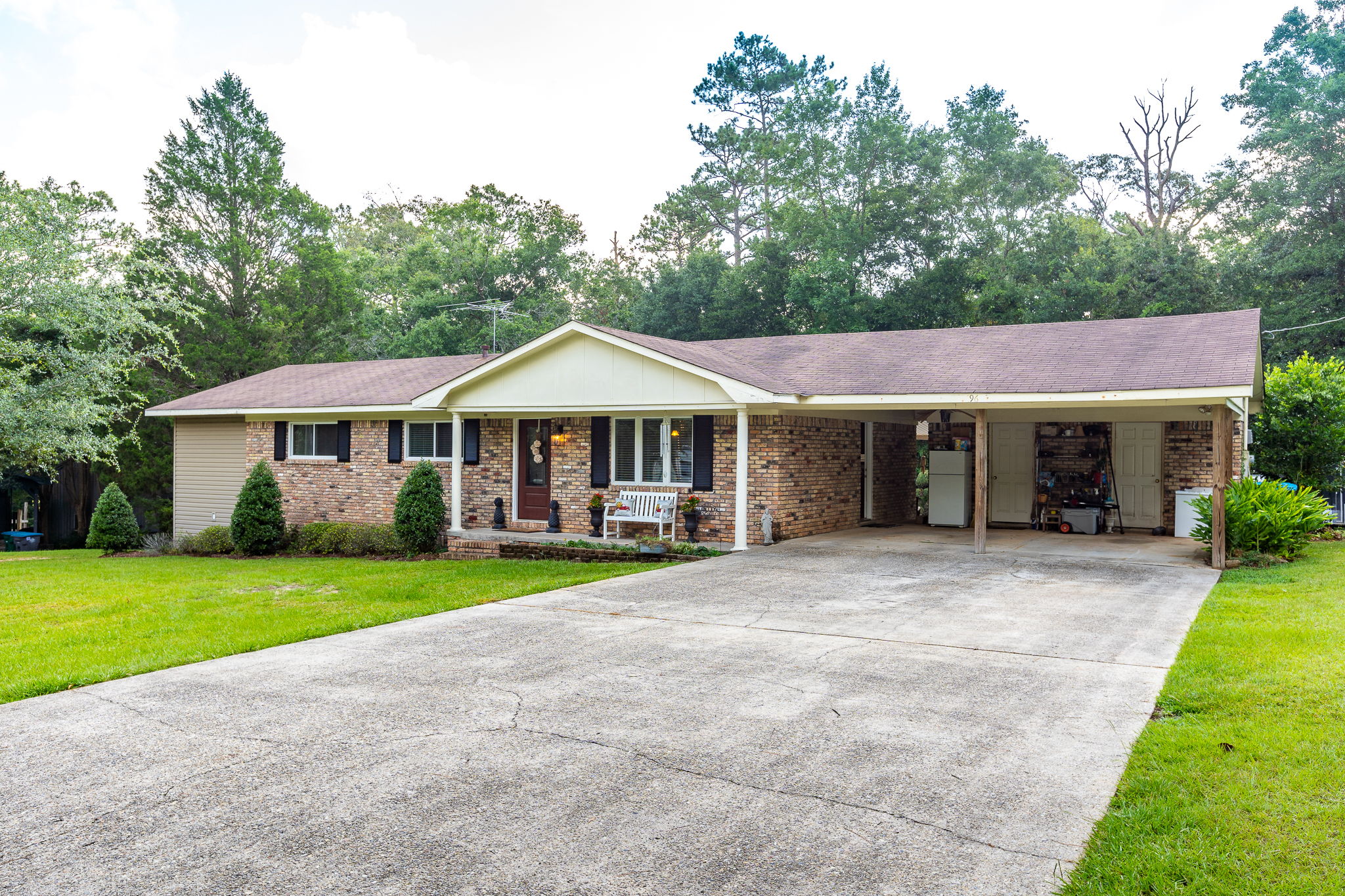 96 Ridgecrest St, Lucedale, MS 39452 GHub Real Estate Photography