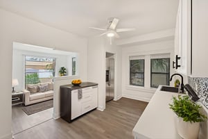 96 W Esther St-15 virtually staged.jpeg