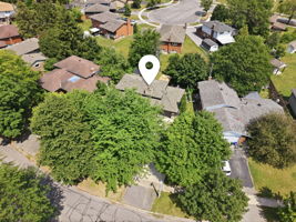  Photo 0