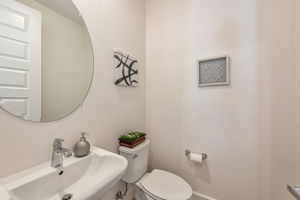  Photo 35