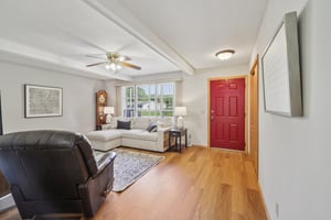 Bruce St-S3009-011.jpg