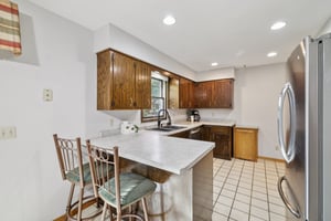 Bruce St-S3009-017.jpg