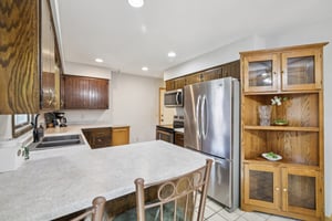 Bruce St-S3009-018.jpg