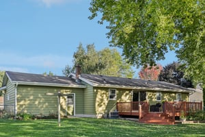 Bruce St-S3009-065.jpg