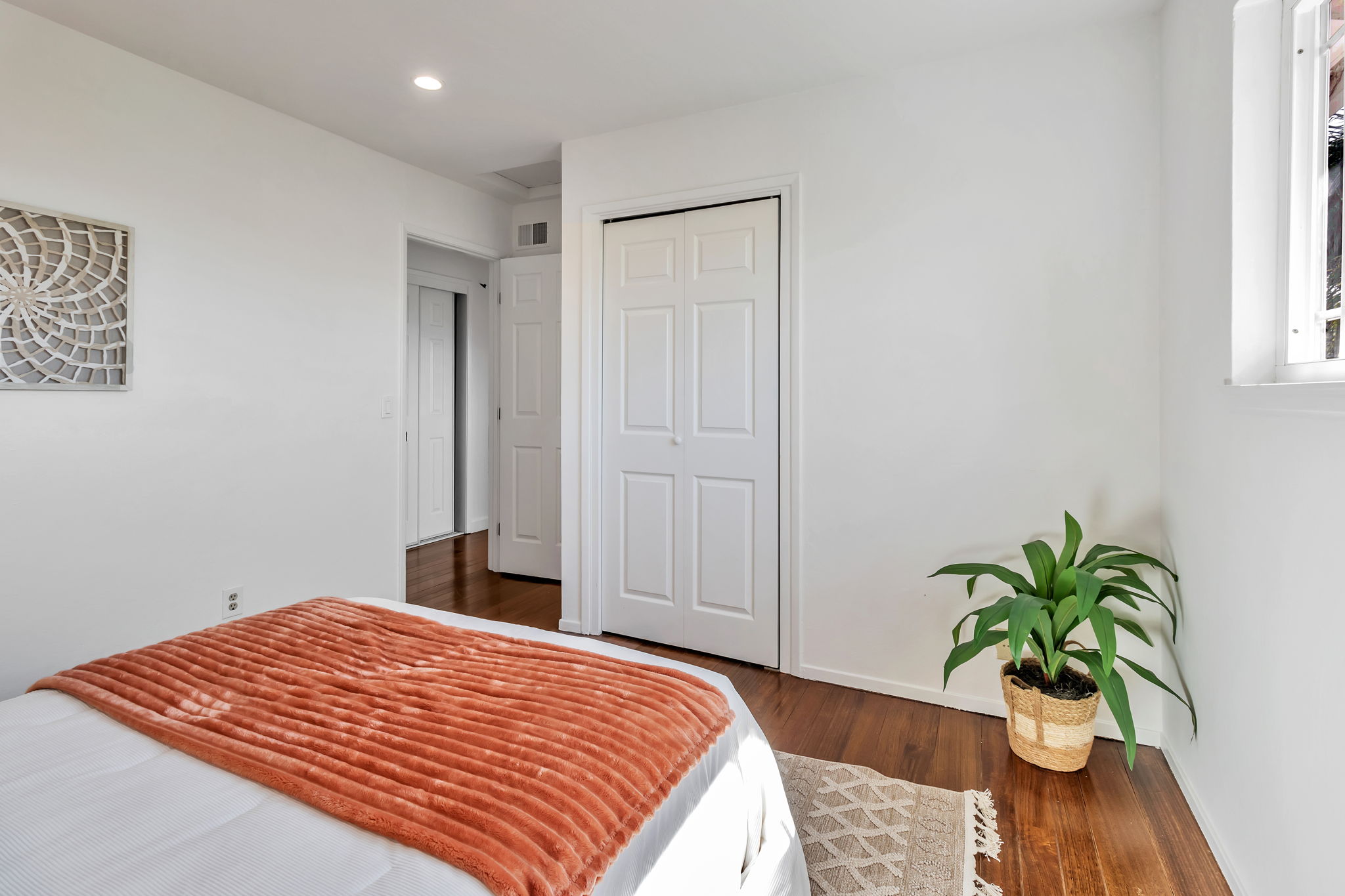 027_960 Live Oak Dr  Santa Clara