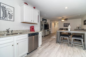 Kitchen/Dining