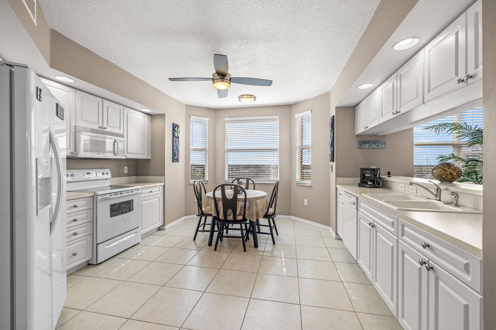 11 - 960 Starkey Rd 2501, Largo, FL 33771