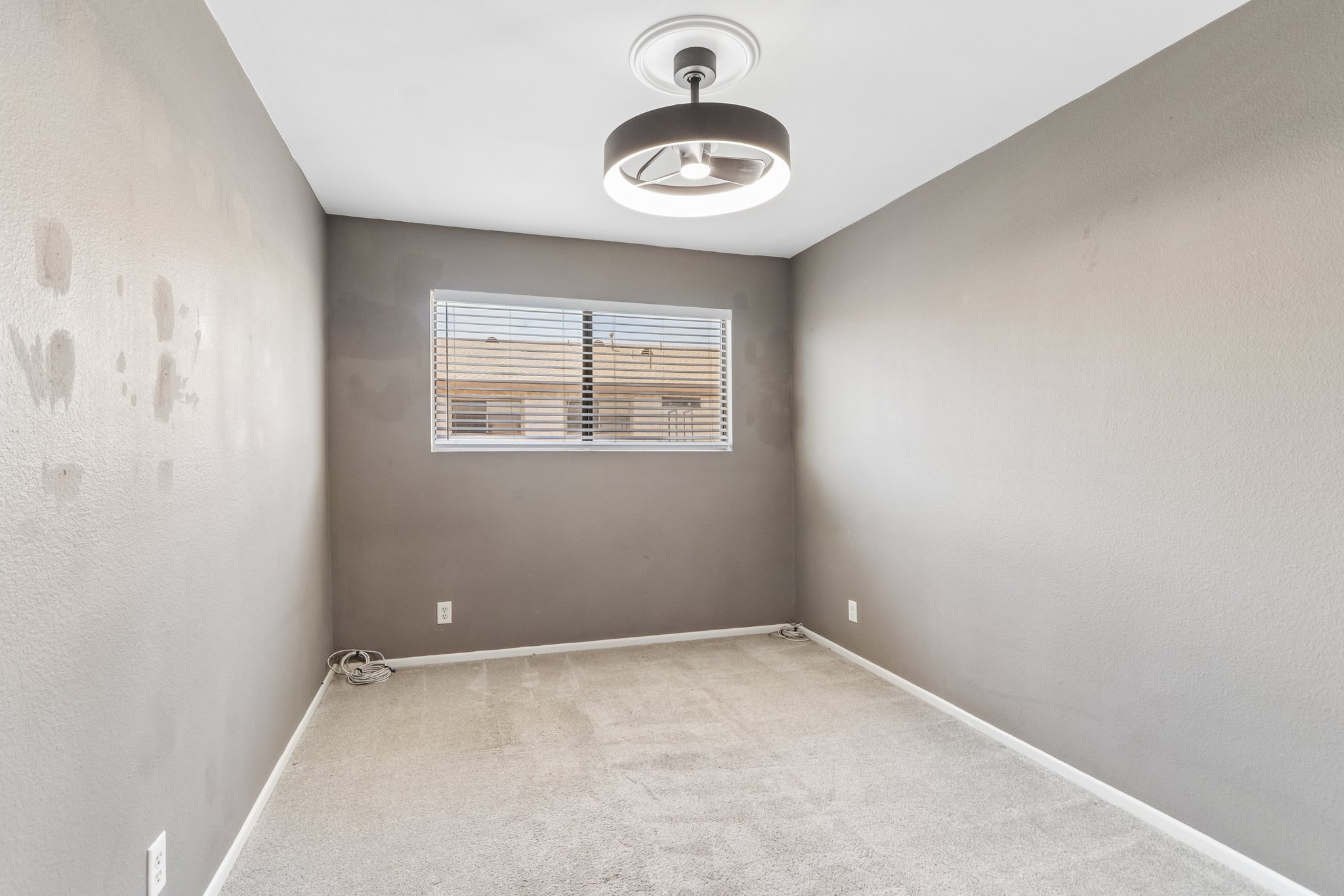 Sylmar Ave #19-S2907-16.jpg