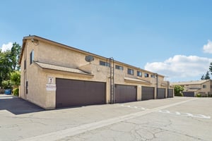Sylmar Ave #19-S2907-06.jpg