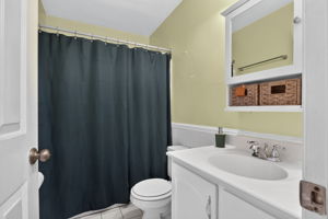 HALL FULL BATH