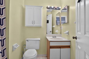 MASTER ENSUITE BATH