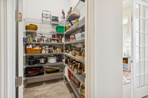 ...plus a giant-sized pantry to boot!