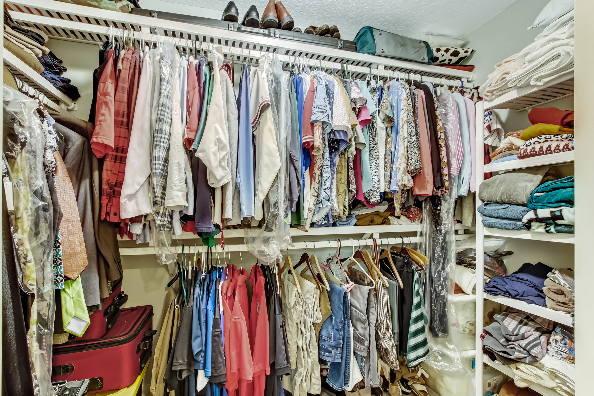 Primary Bedroom Closet