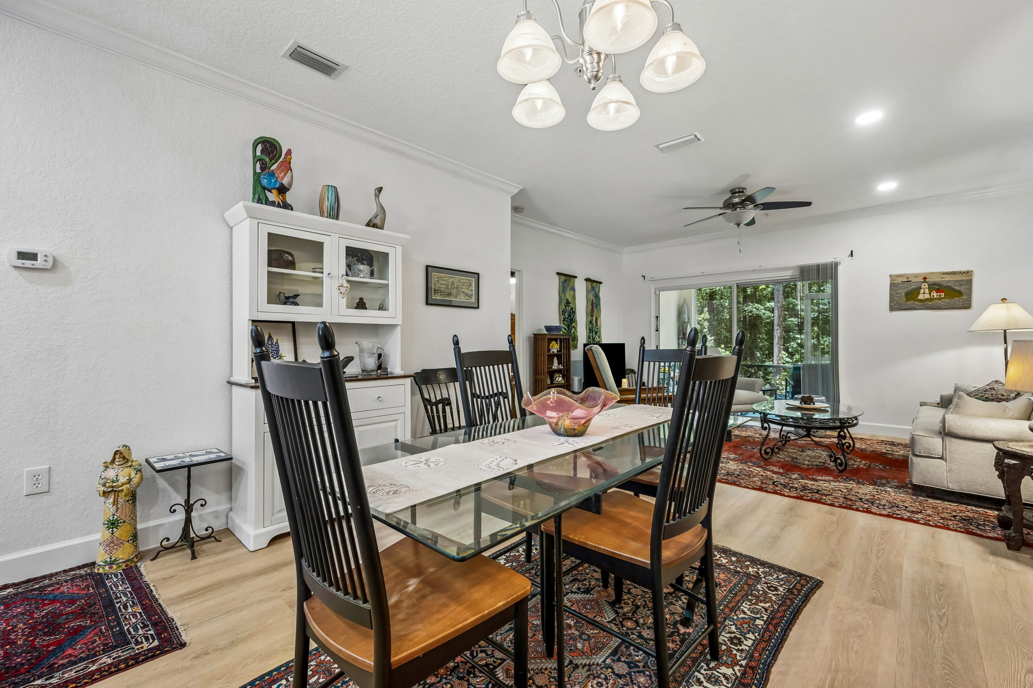 Spacious Dining Area.