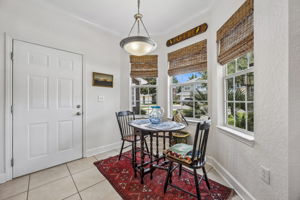 Light and Bright Breakfast Nook with Bay Window.