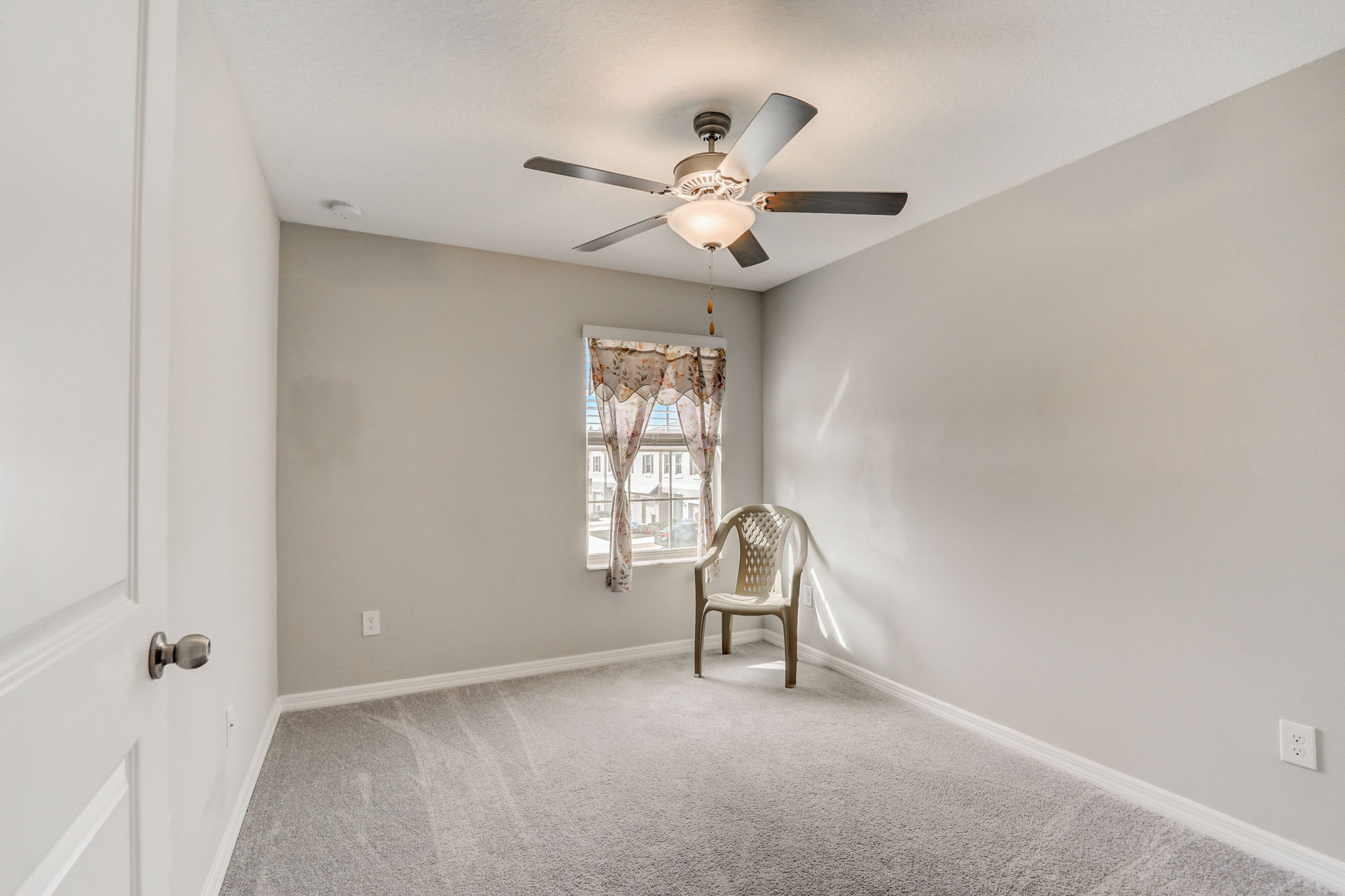 Pembrooke Pines Dr-025