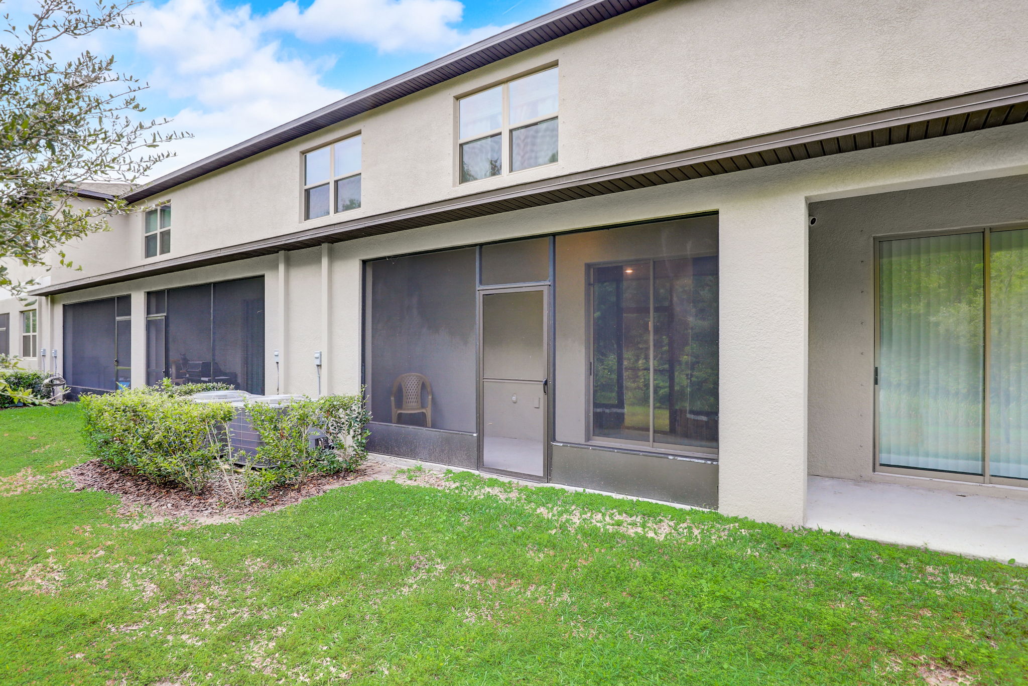 Pembrooke Pines Dr-041