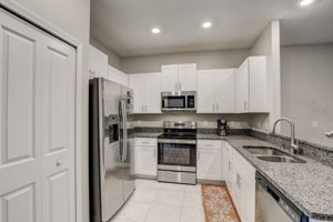 Pembrooke Pines Dr-013
