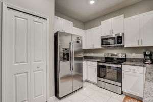Pembrooke Pines Dr-015