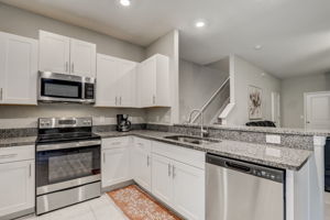 Pembrooke Pines Dr-014