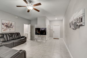 Pembrooke Pines Dr-007
