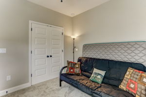 Bedroom/Office