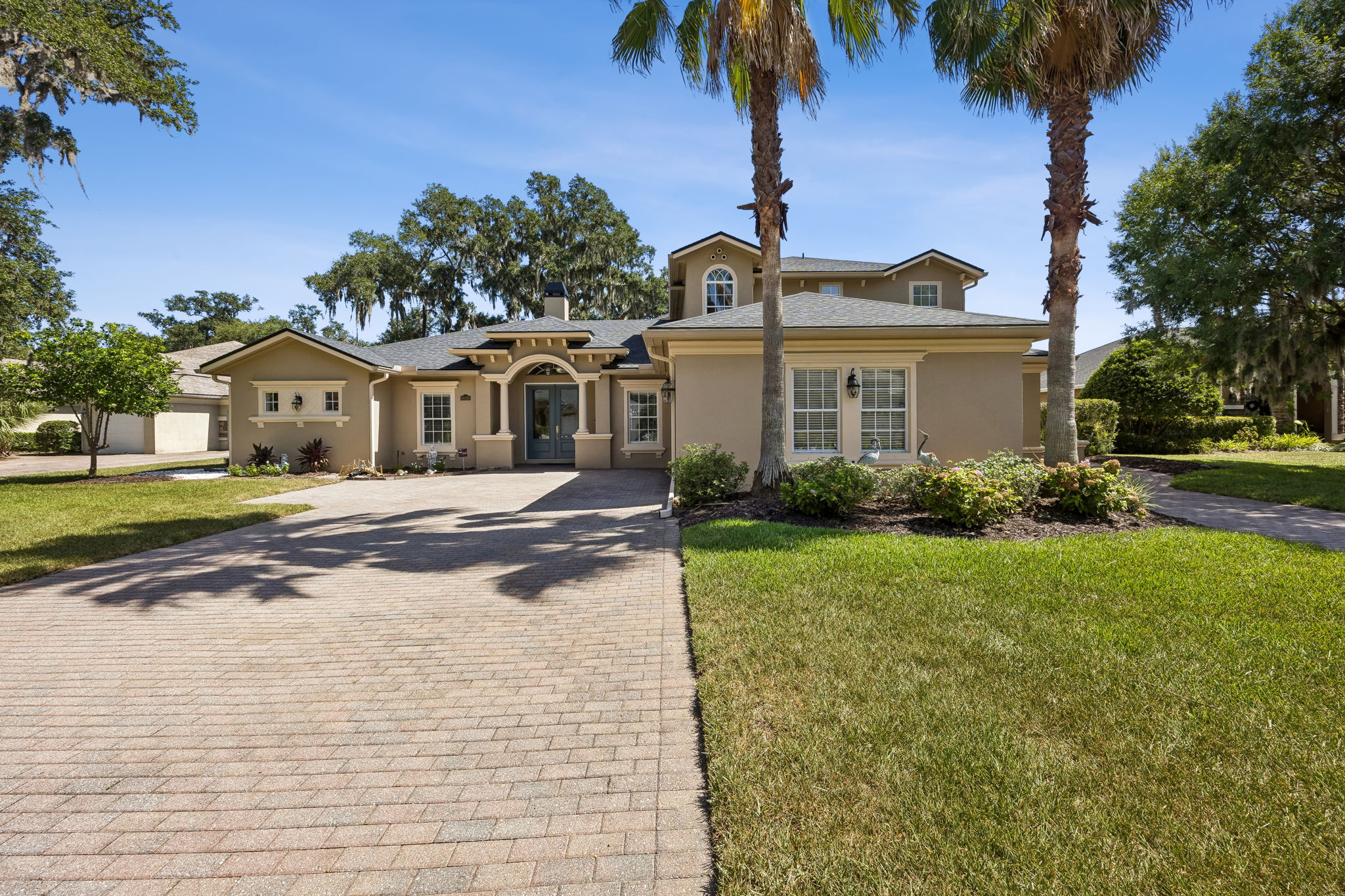 Welcome to 96066 Oak Canopy Ln