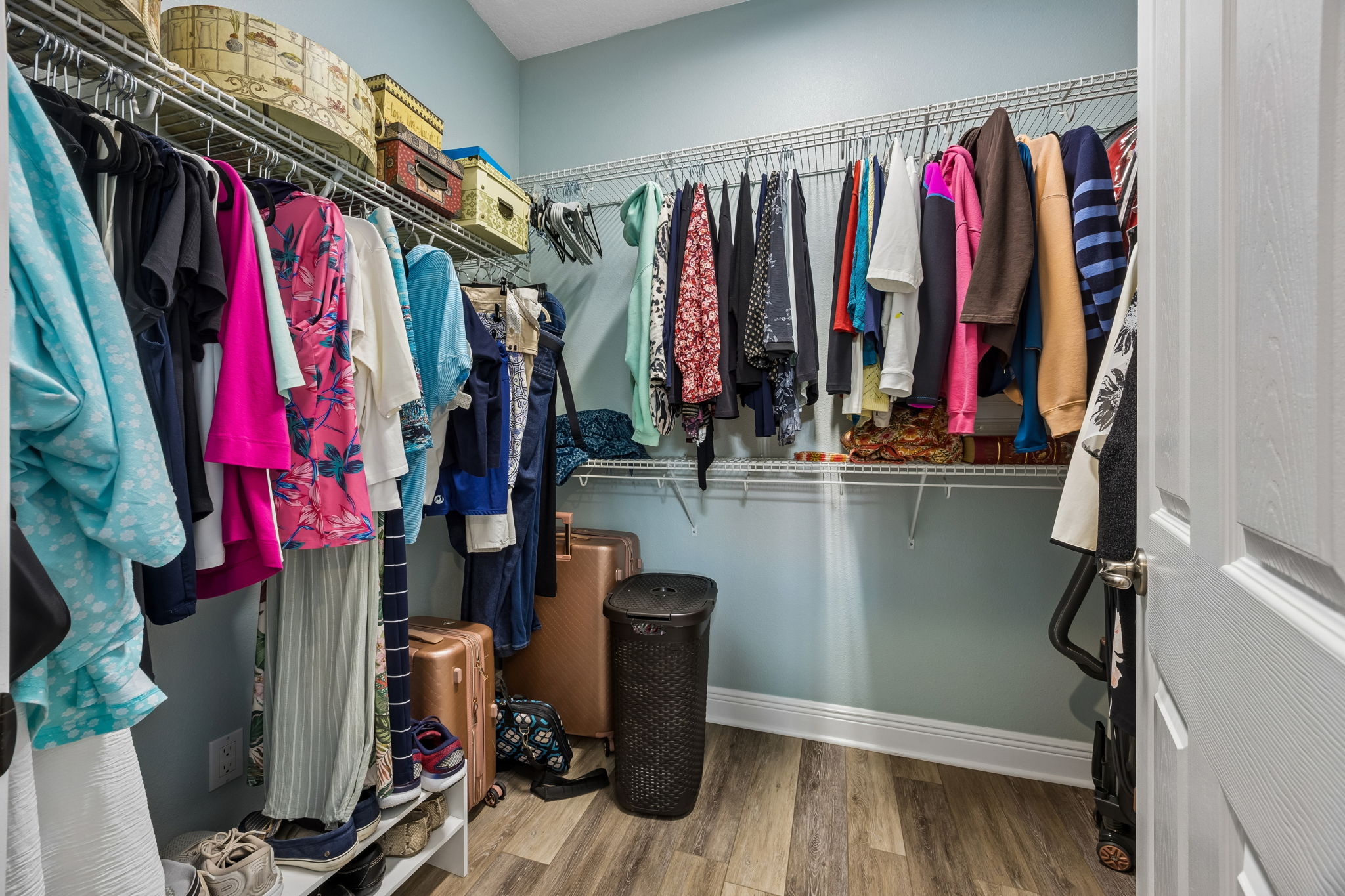 Primary Bedroom Closet
