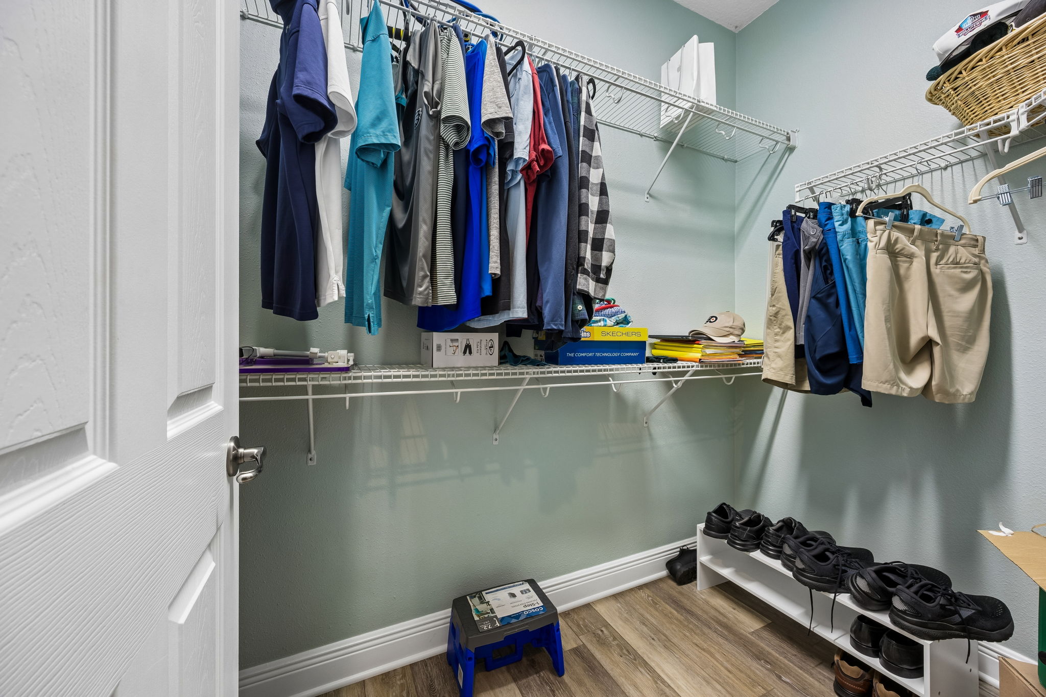 Primary Bedroom Closet