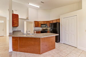 Breakfast Nook/Kitchen