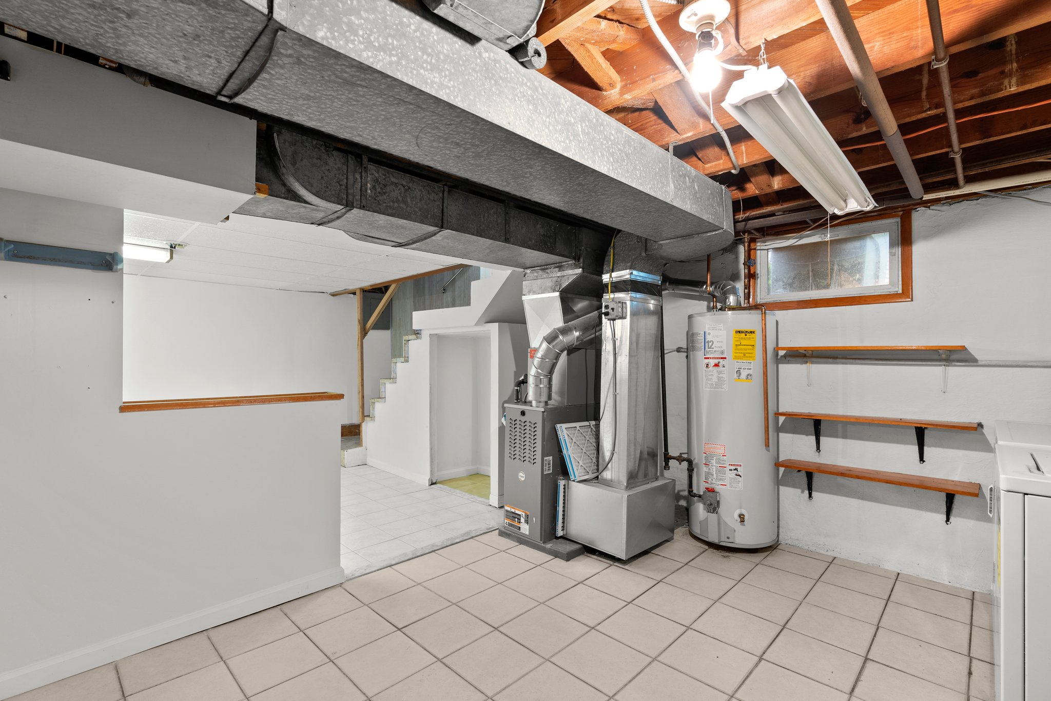 20. 9609 49th PL.jpg