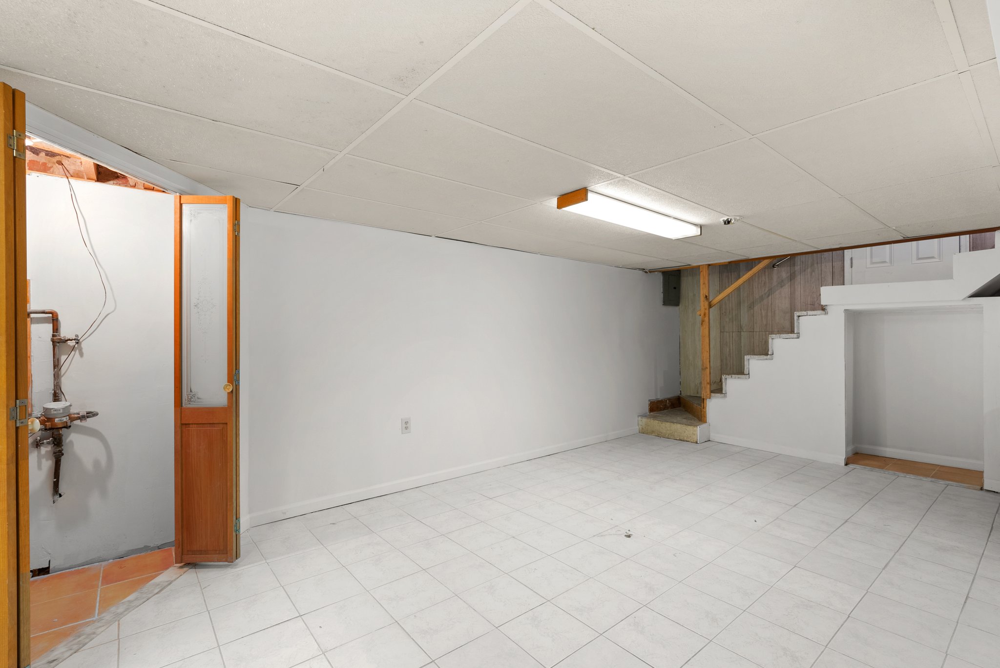 21. 9609 49th PL.jpg