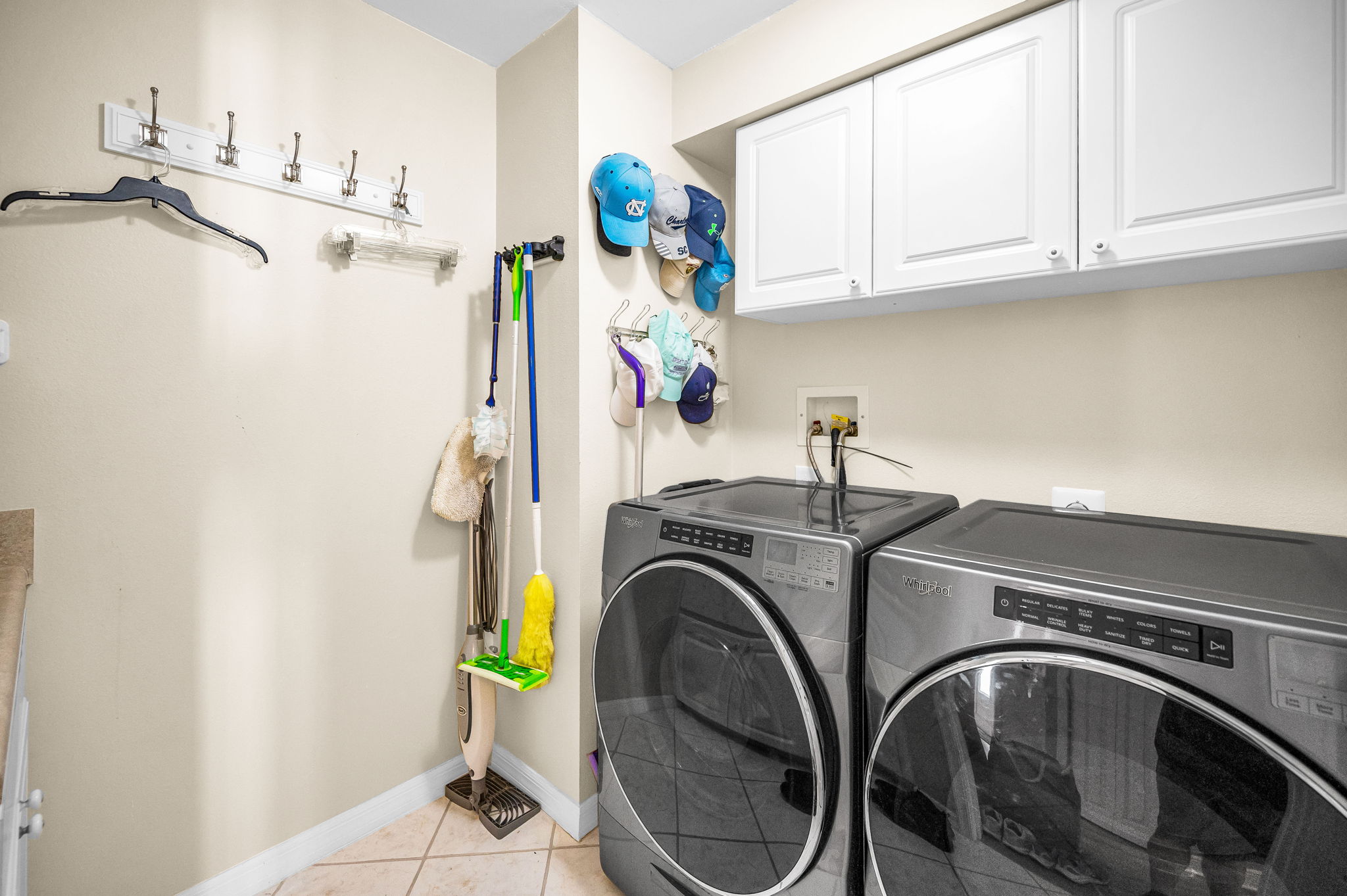 Laundry Room1a