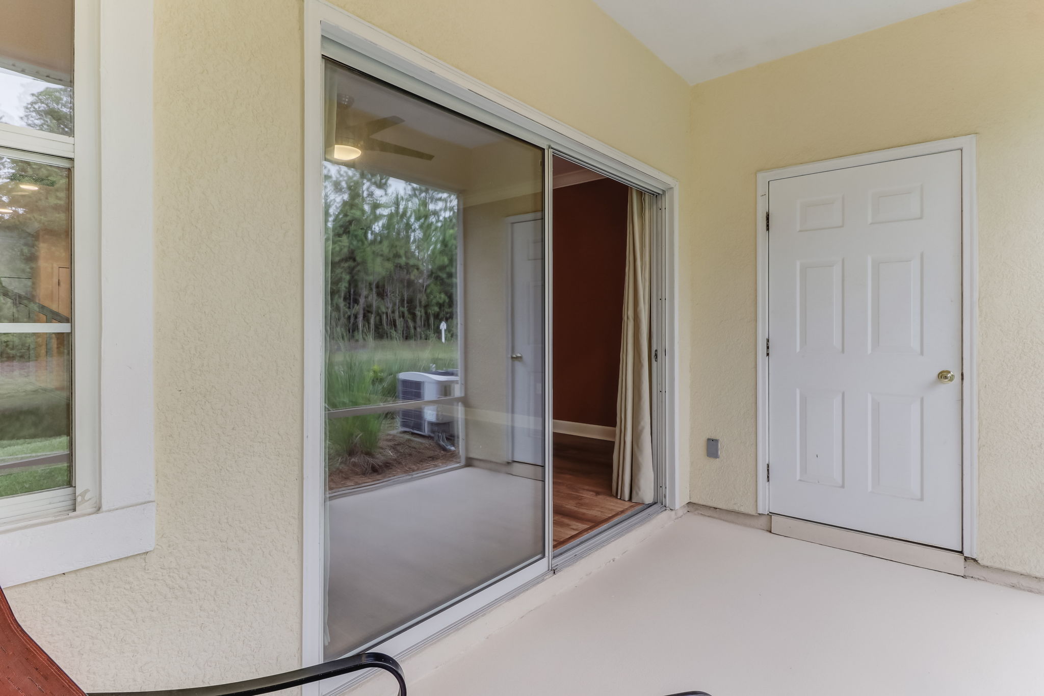 Screened-in Porch