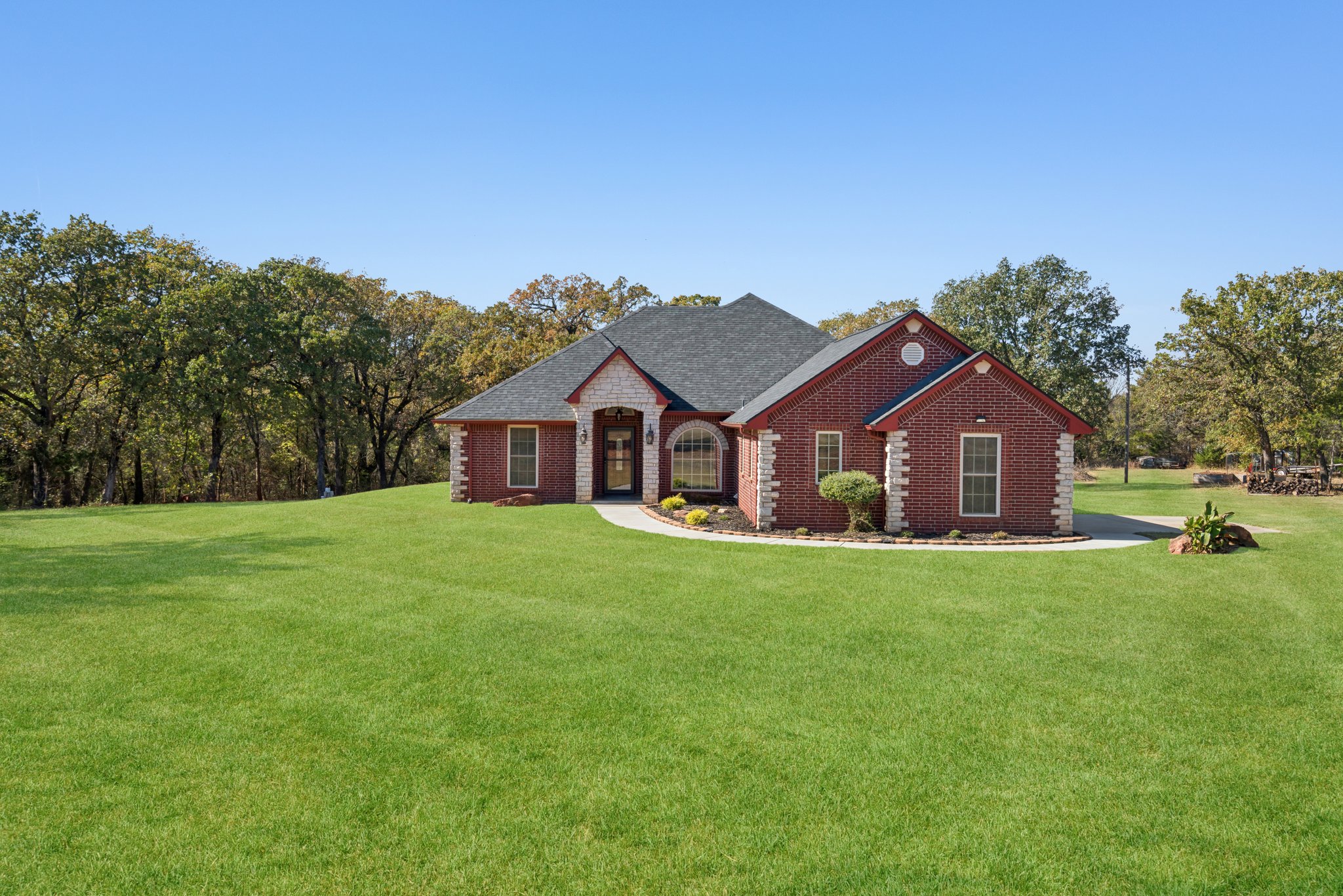 960964 S Hoot Owl Ln_001 (2).jpg