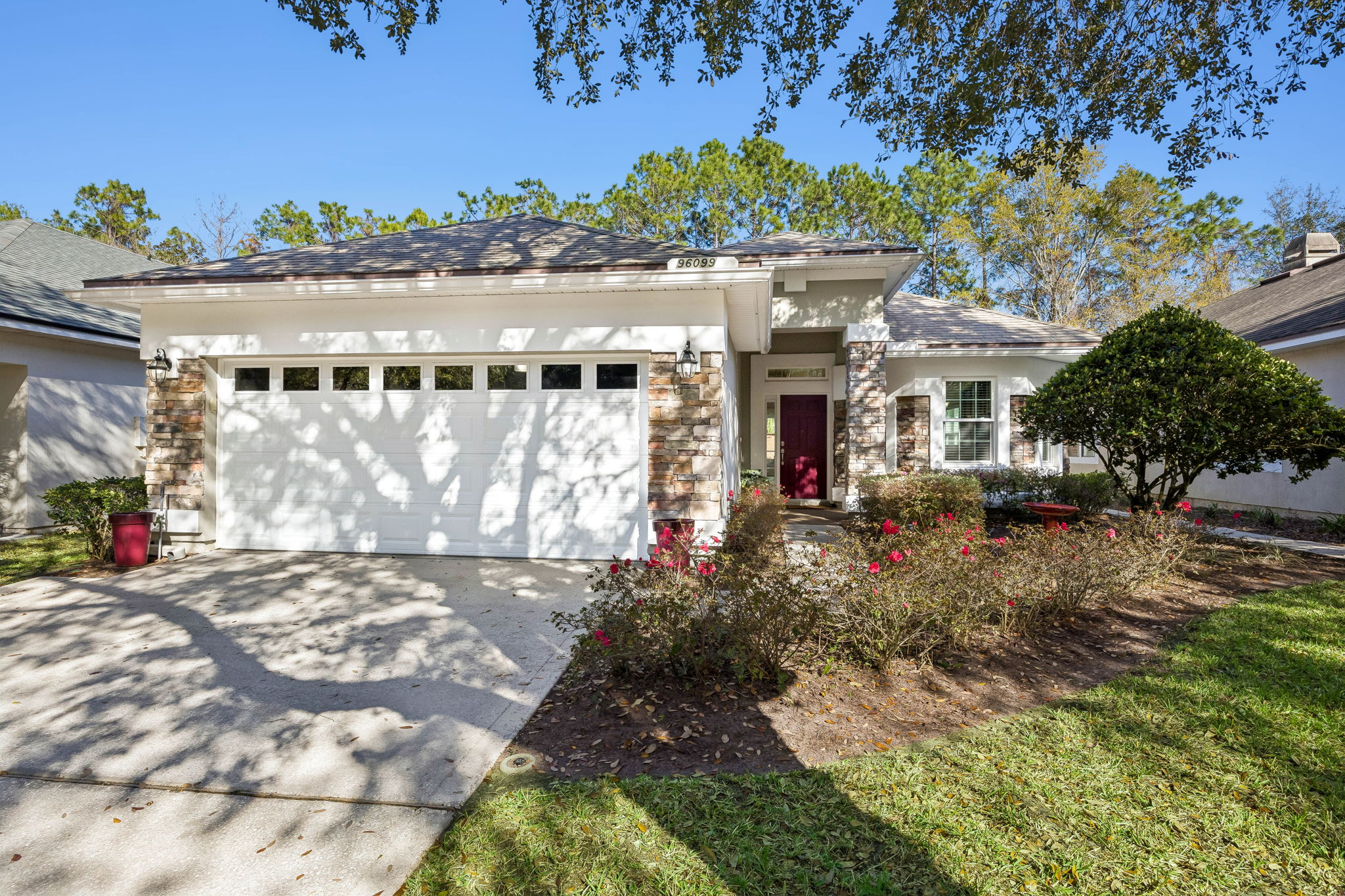 Welcome to 96099 Long Beach Dr