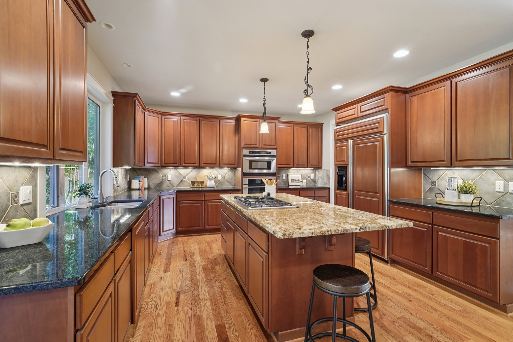 Cedar St-S2809-019.jpg